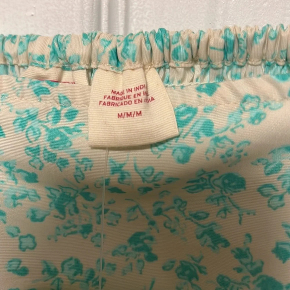 Levi’s Yvie The Statement Blouse Crop Top Floral Puff Sleeve. Size M - Picture 3 of 7